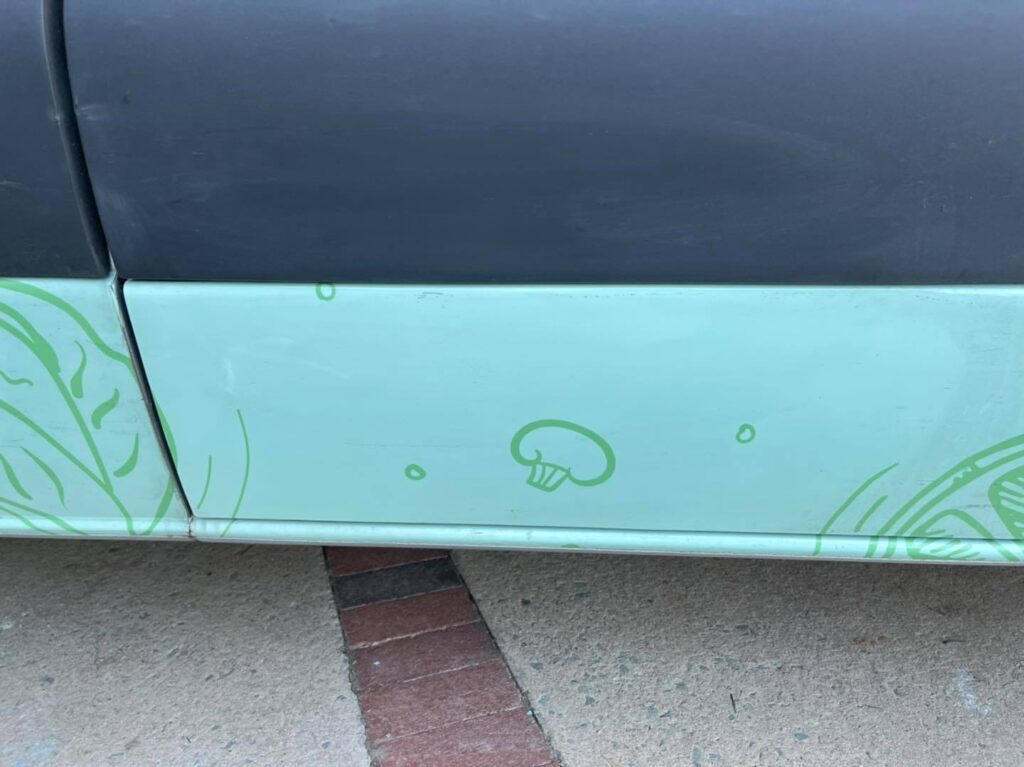 Cyan Retail Food Vehicle Paintless Dent Repair